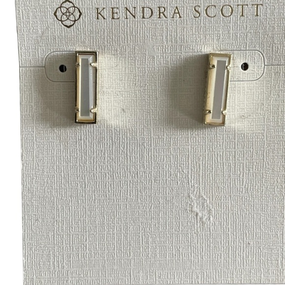 NWT Kendra Scott Lady Stud Earrings - Picture 2 of 4